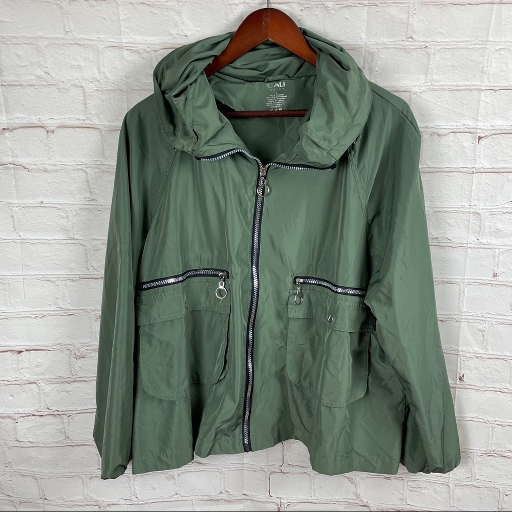 Cali Sport hunter green lightweight coat